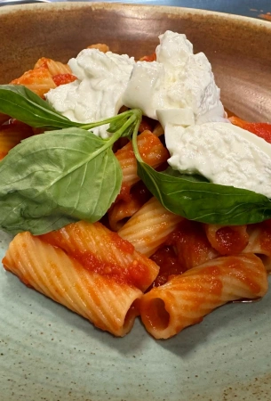 trattoria lapone rigatoni bufala
